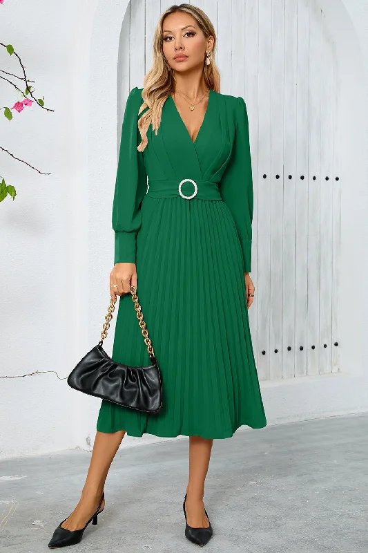 Green A Line V-Neck Long Cocktail Dress with Long Sleeves