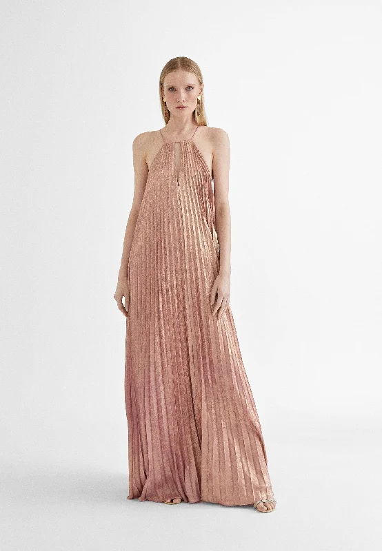 Long pleated dress